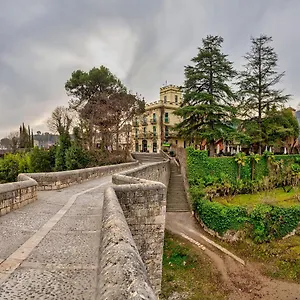 Els Jardins De La Martana מלון