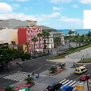 https://vegueta-luxury.in-canary-islands.com